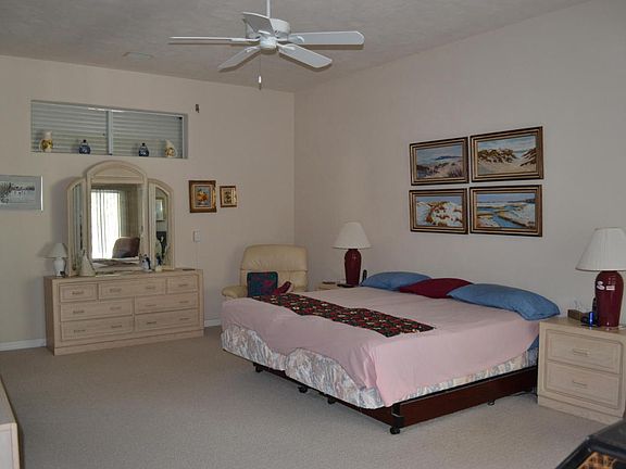 4th image of 775 Foxhound Dr