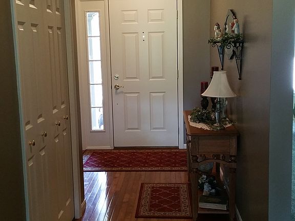 Foyer/Front Door