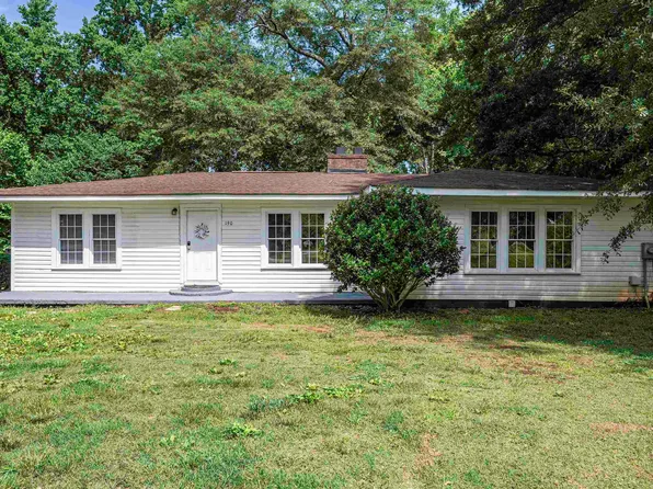 190 North St, Wellford, SC 29385