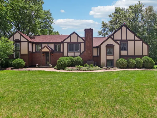 14N755 Covered Bridge Rd, Dundee, IL 60118