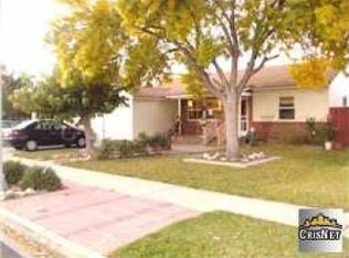 18813 Wyandotte St, Reseda, CA 91335