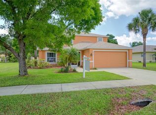 1513 Graduate Ct, Lehigh Acres, FL 33971