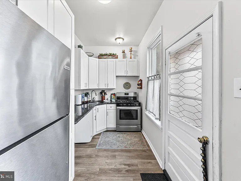3517 Indian Queen Ln — Photo 6