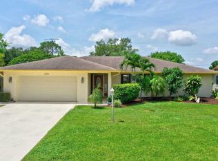 858 SE Evergreen Ter, Port Saint Lucie, FL 34983