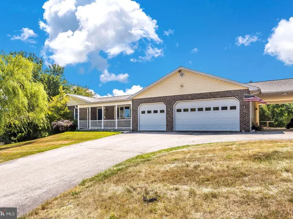 711 Yorkminster Ln, Westminster, MD 21158
