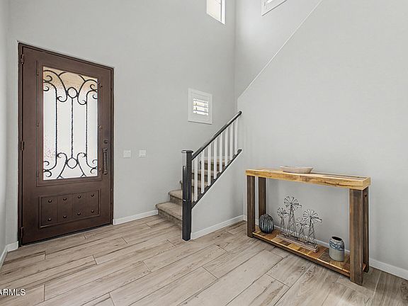 5th image of 16622 S 6TH Place