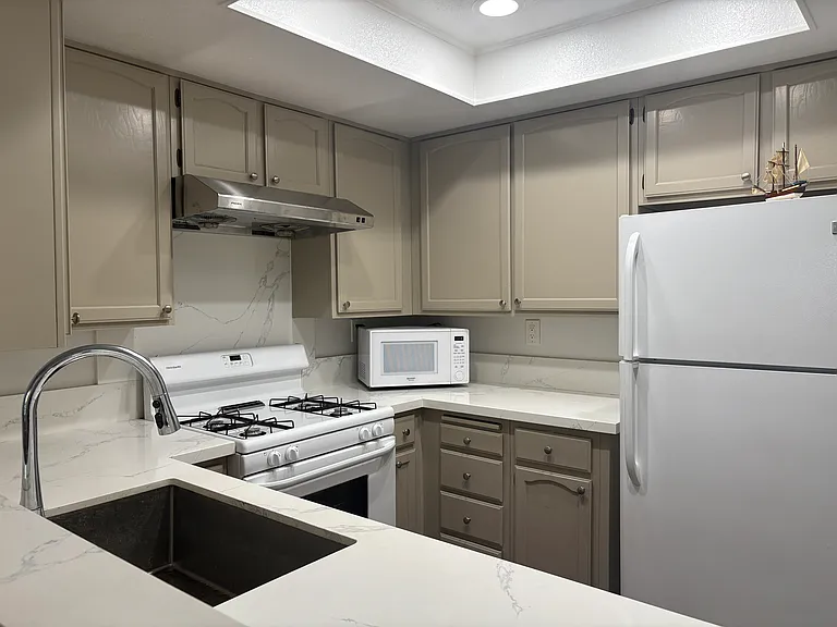 3548 Circle Dr — Photo 1