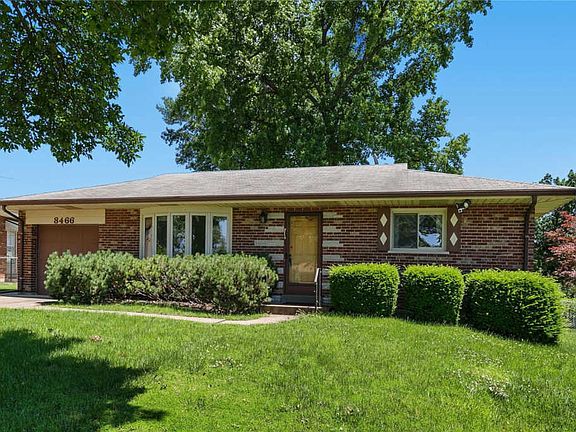 2nd image of 8466 Hampstead Dr