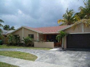 10420 SW 142nd Ave, Miami, FL 33186