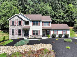 106 Freemansville Rd, Reading, PA 19607