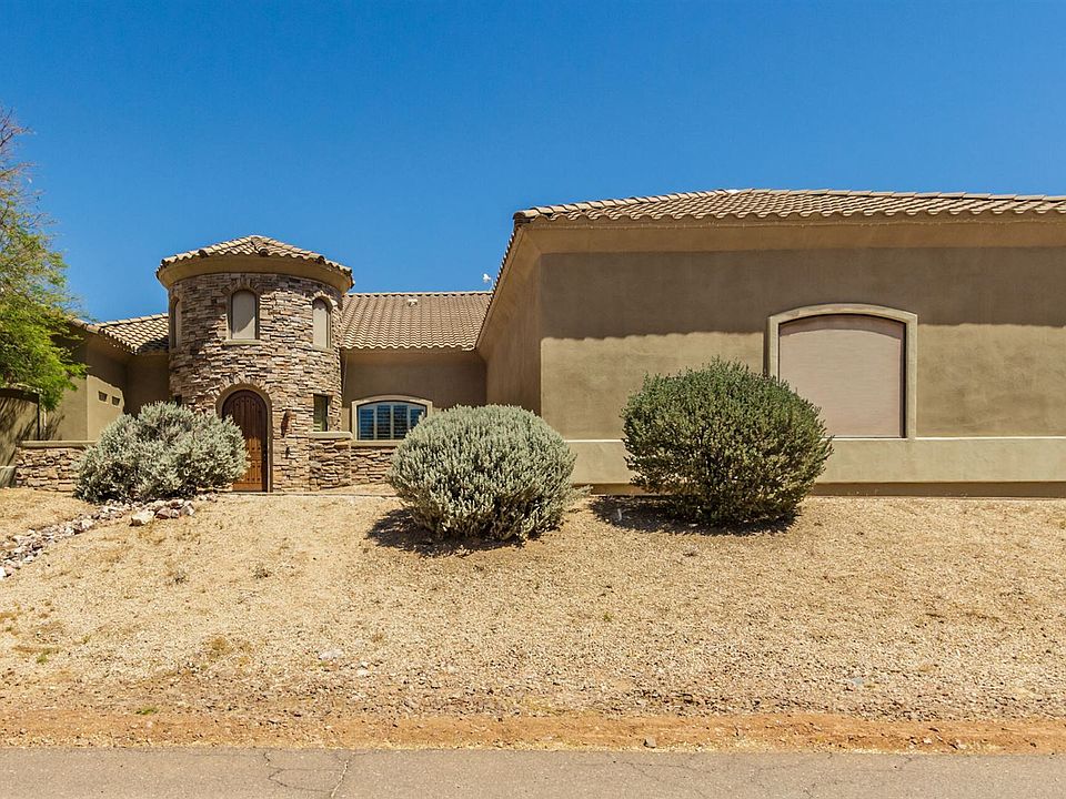 1st image of 918 E Steinbeck Dr