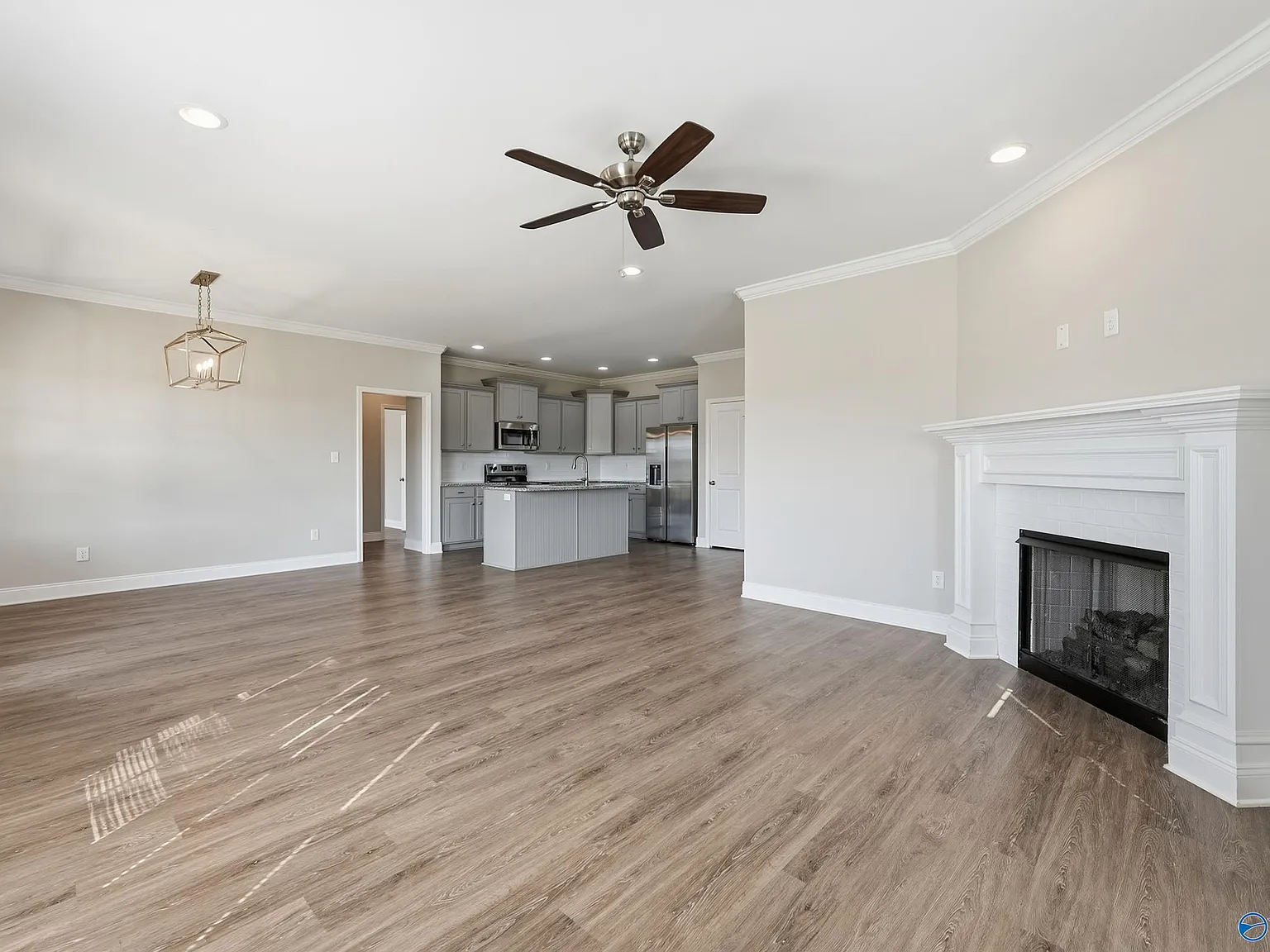 4 bed, 2.0 bath, 1782 sqft, $2,000 — Photo 4