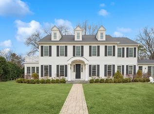 1810 Balmoral Ave, Glenview, IL 60025