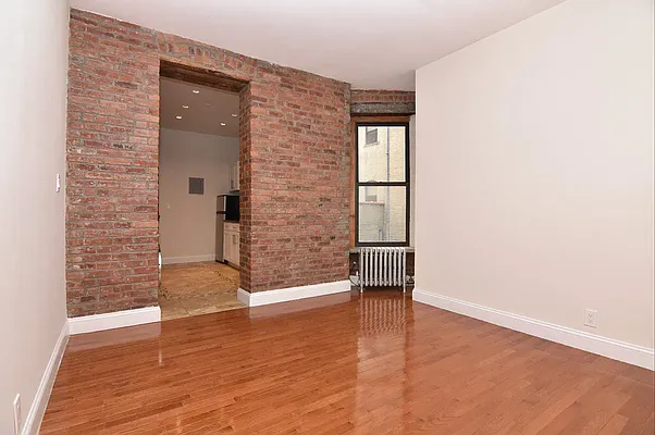 Rented by Bohemia Realty Group | media 4