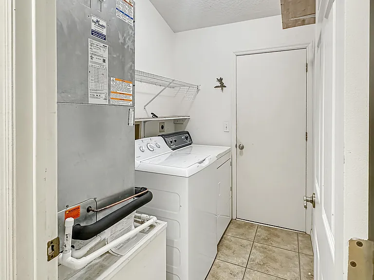 1860 Cobia Dr — Photo 22