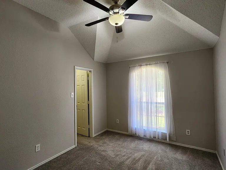 3408 Mosswood Dr — Photo 19