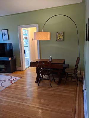 Sold by Winzone Realty Inc | media 21