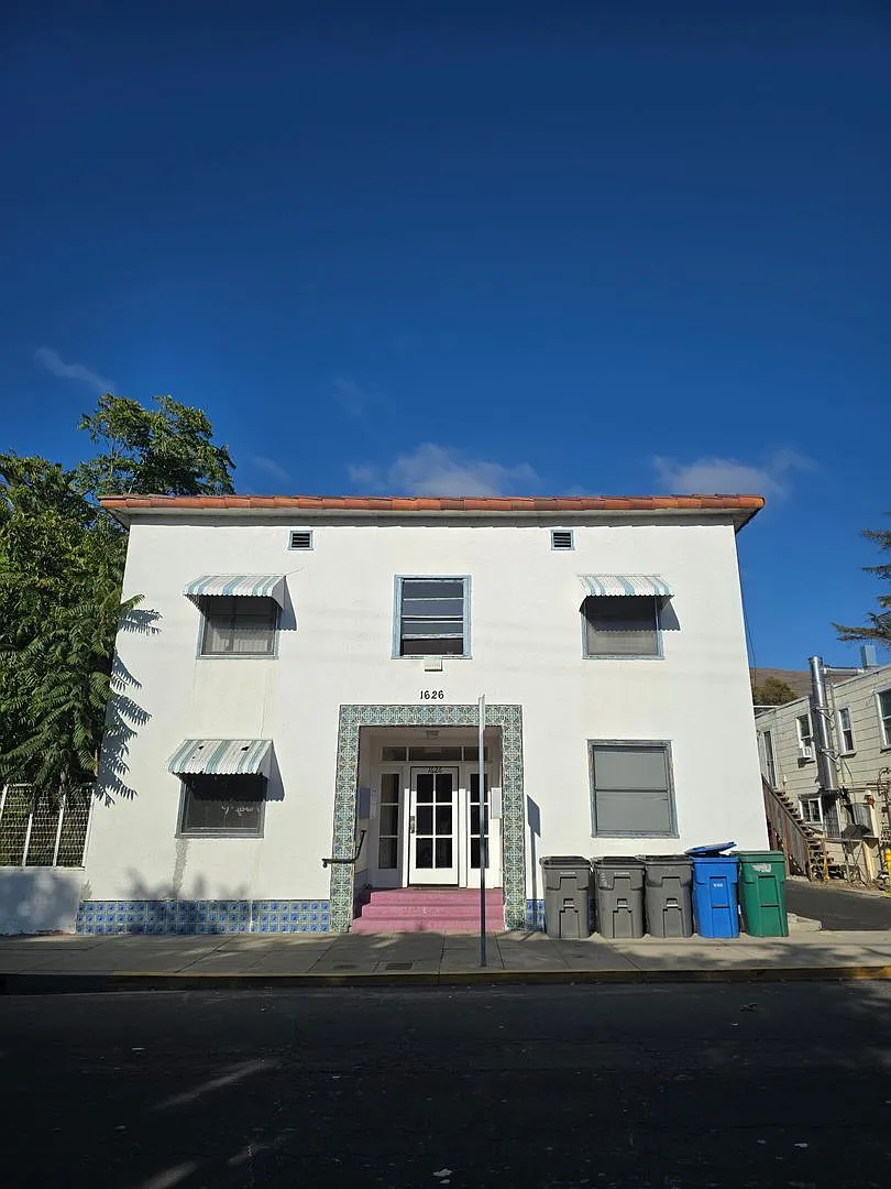 0035 1626 Osos Street — Photo 1