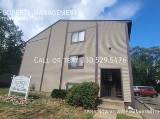 591 E Buchtel Ave APT D, Akron, OH 44304