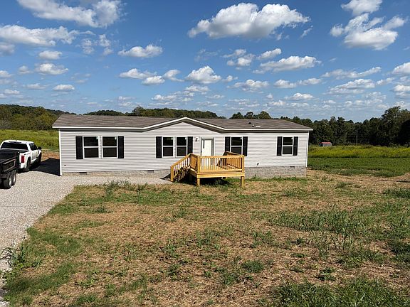 2nd image of 710 Roxy Ln