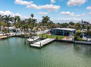 11400 4th St E, Treasure Island, FL 33706