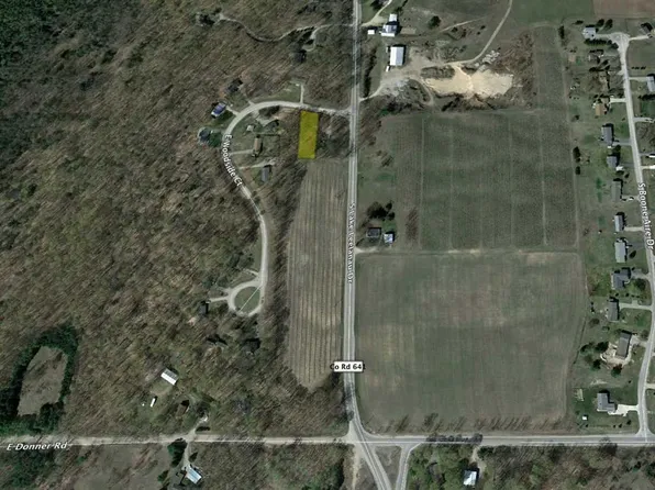 2 E Woodside Ct, Traverse City, MI 49684
