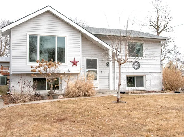 200 Laurie Cir, Neola, IA 51559
