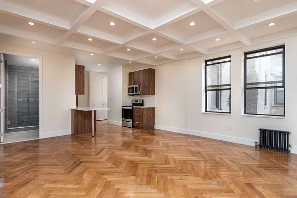 Rented by Dallien Realty Limited Liability Company | media 17