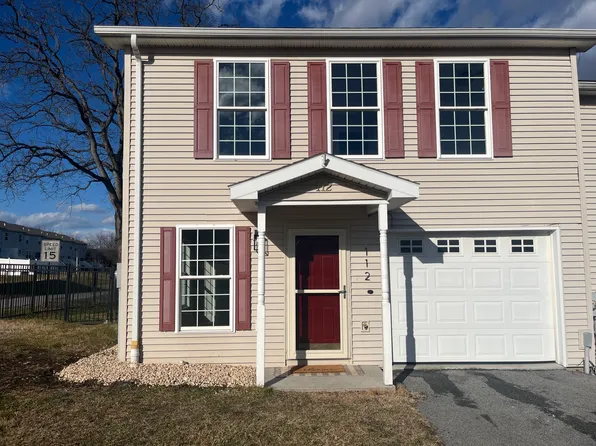 112 W South St, Franklintown, PA 17323