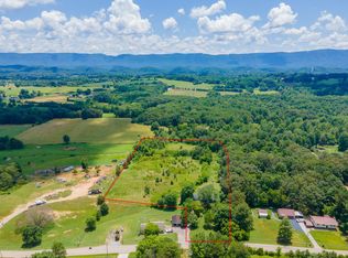 1001 Huffstetler Rd, Maryville, TN 37803