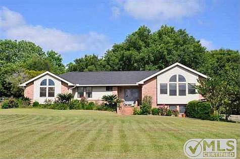 1st image of 2446 Lakefair Dr