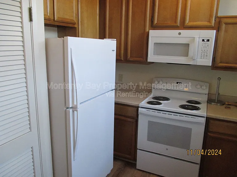 363 Spencer St #1 — Photo 12