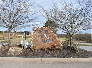 4552 Champagne Dr, Springdale, AR 72764