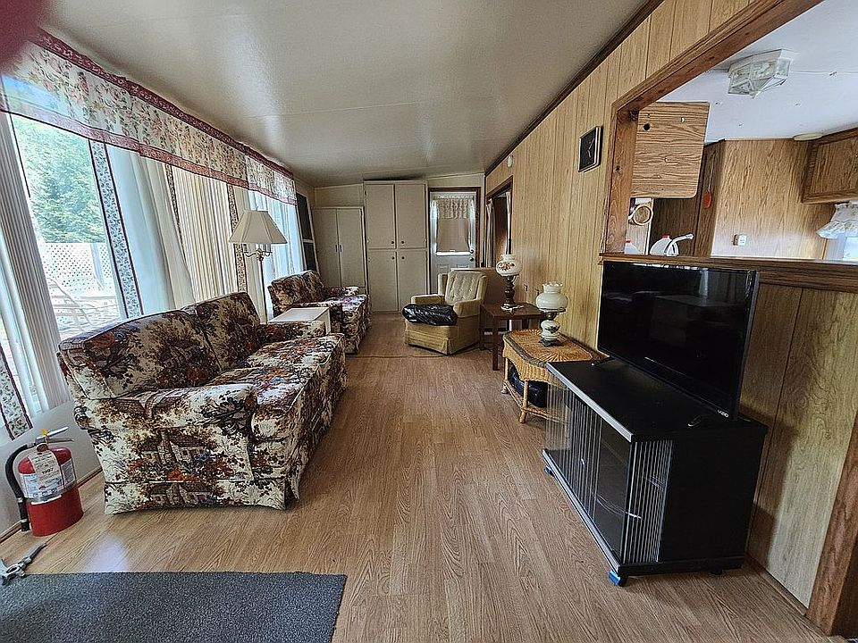 1st image of 5916 Cedar Shores Dr #196