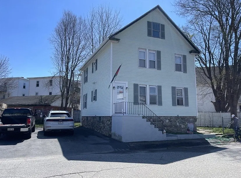2 bed, 1400 sqft, $1,850 — Photo 4