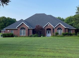 3146 N Old Wire Rd, Fayetteville, AR 72703