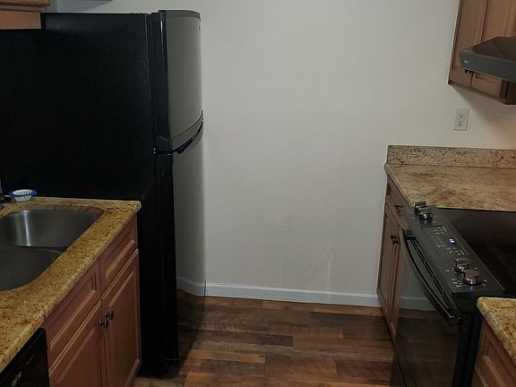 4th image of 8212 11th St N APT A