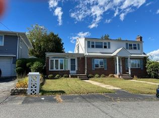 49 Tiffany St, Cranston, RI 02920