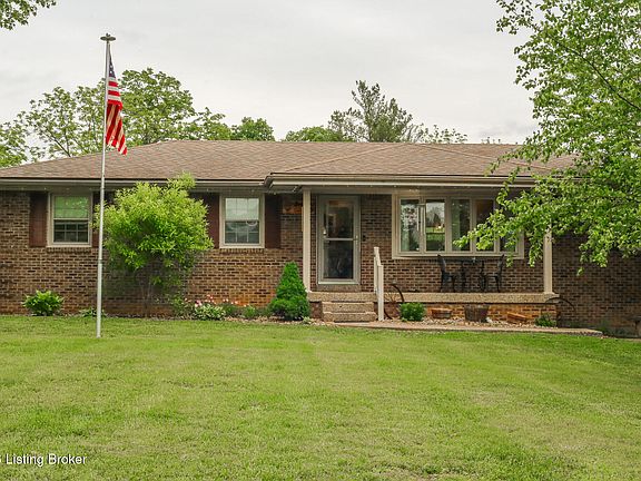 2nd image of 3854 Bells Mill Rd