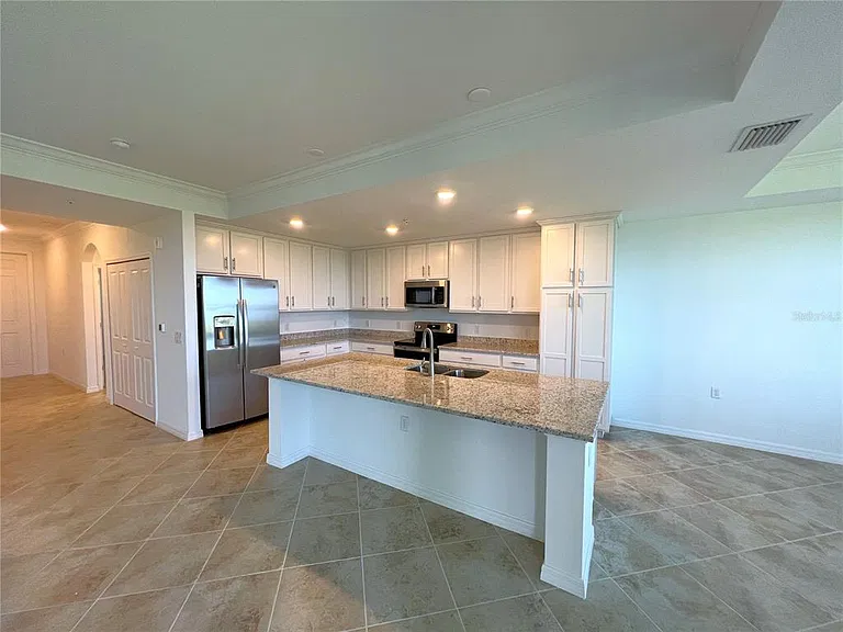 14041 Heritage Landing Blvd #637 — Photo 3