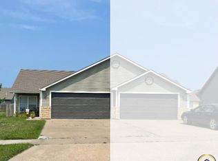 1109 Diamond Head Rd, Ottawa, KS 66067