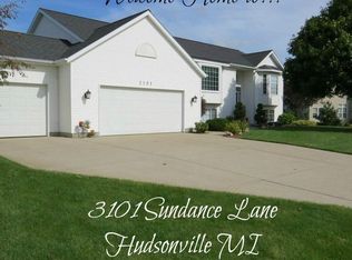 3101 Sundance Ln, Hudsonville, MI 49426