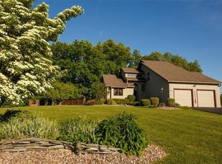 319 Frenchs Bay Rd, Tully, NY 13159