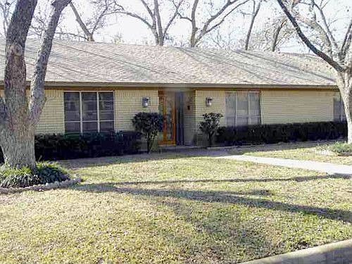 1st image of 301 Mahan St
