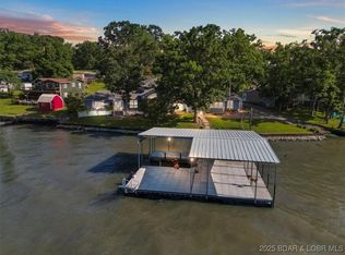 948 Cable Point Dr, Climax Springs, MO 65324