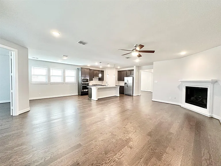 9218 Rocking Plain Ln — Photo 15