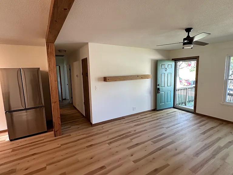 2515 Montana Pl — Photo 4