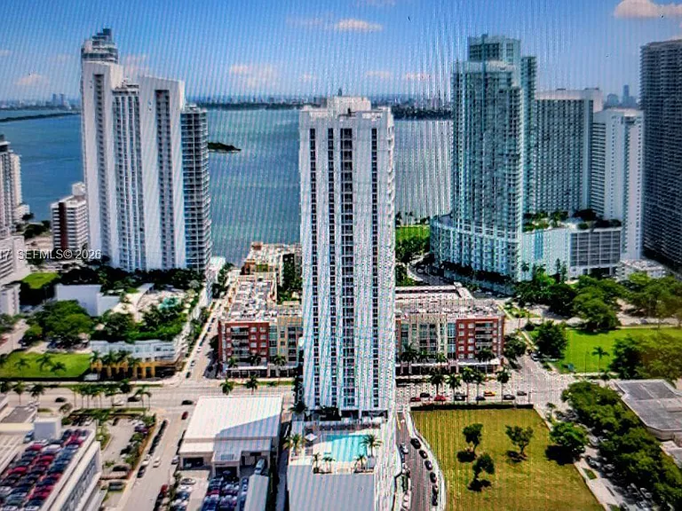 2000 N Bayshore Dr #614 — Photo 22