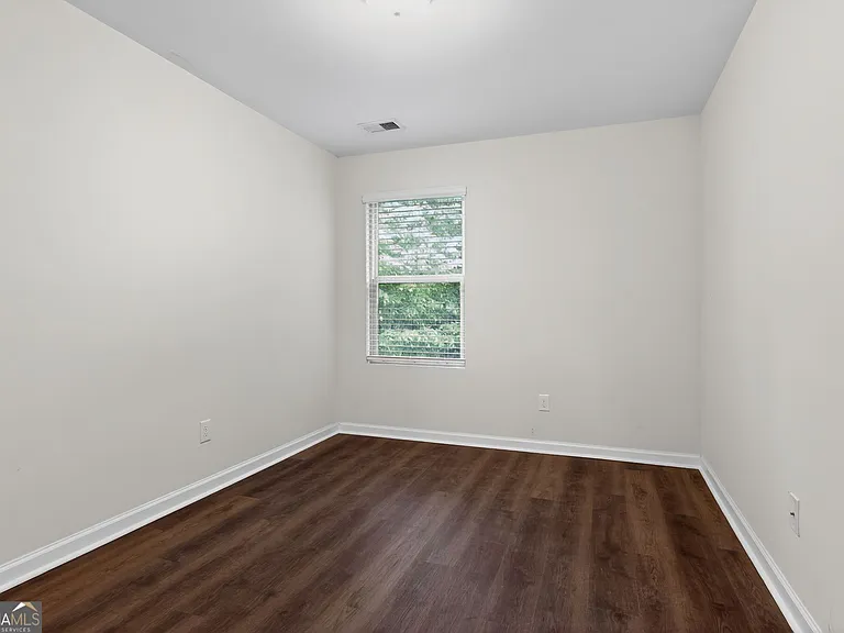 3122 Meadowstone Ln SW — Photo 12
