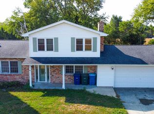4048 E Shaulis Rd, Waterloo, IA 50702